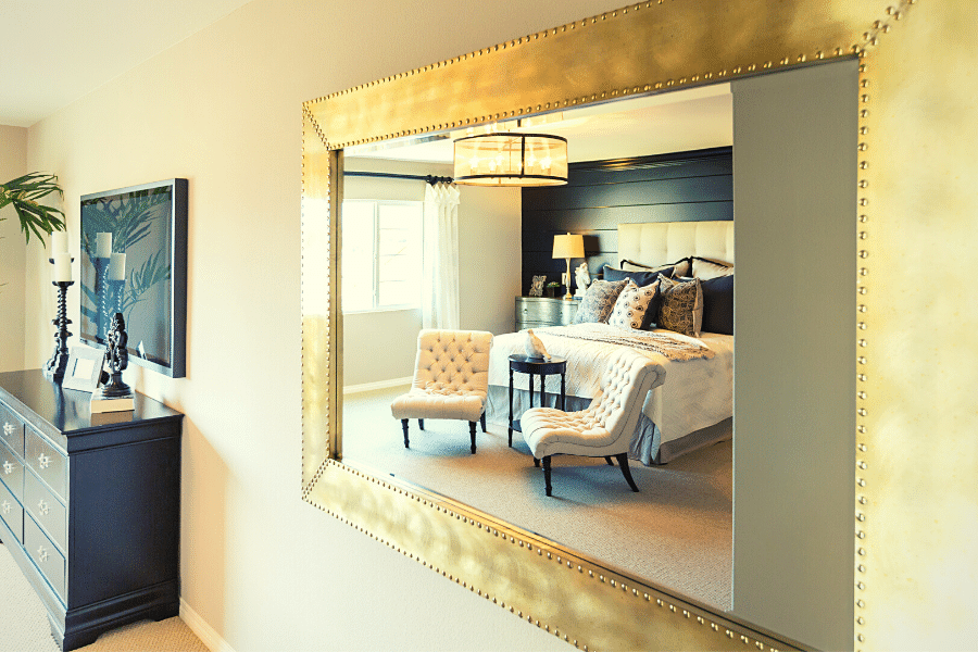 staging with mirrors
